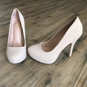 Mix No. 6 Bone pumps size 6.5